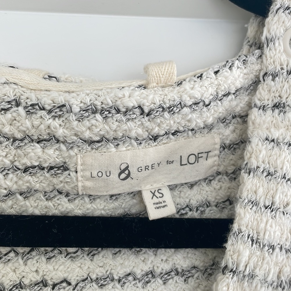 Lou & Grey hooded sweatshirt​​​​​​​​​ - Picture 2 of 3